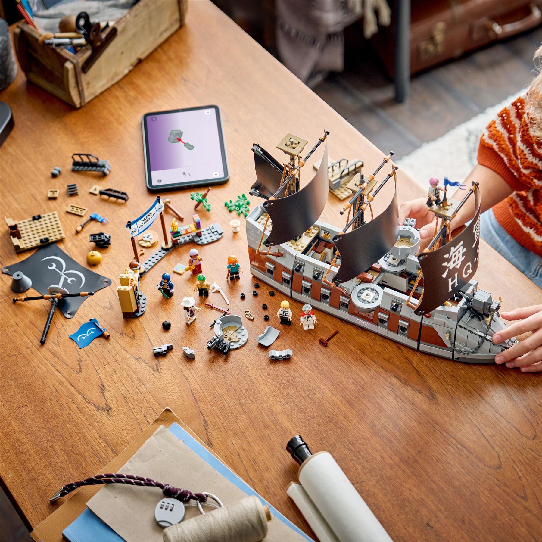 LEGO One Piece Garp's Marine Battleship 75646