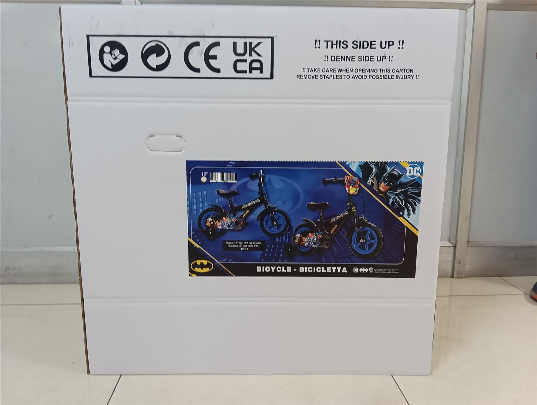Batman 12 Inch Kids Bike with Mag Wheels - Black
