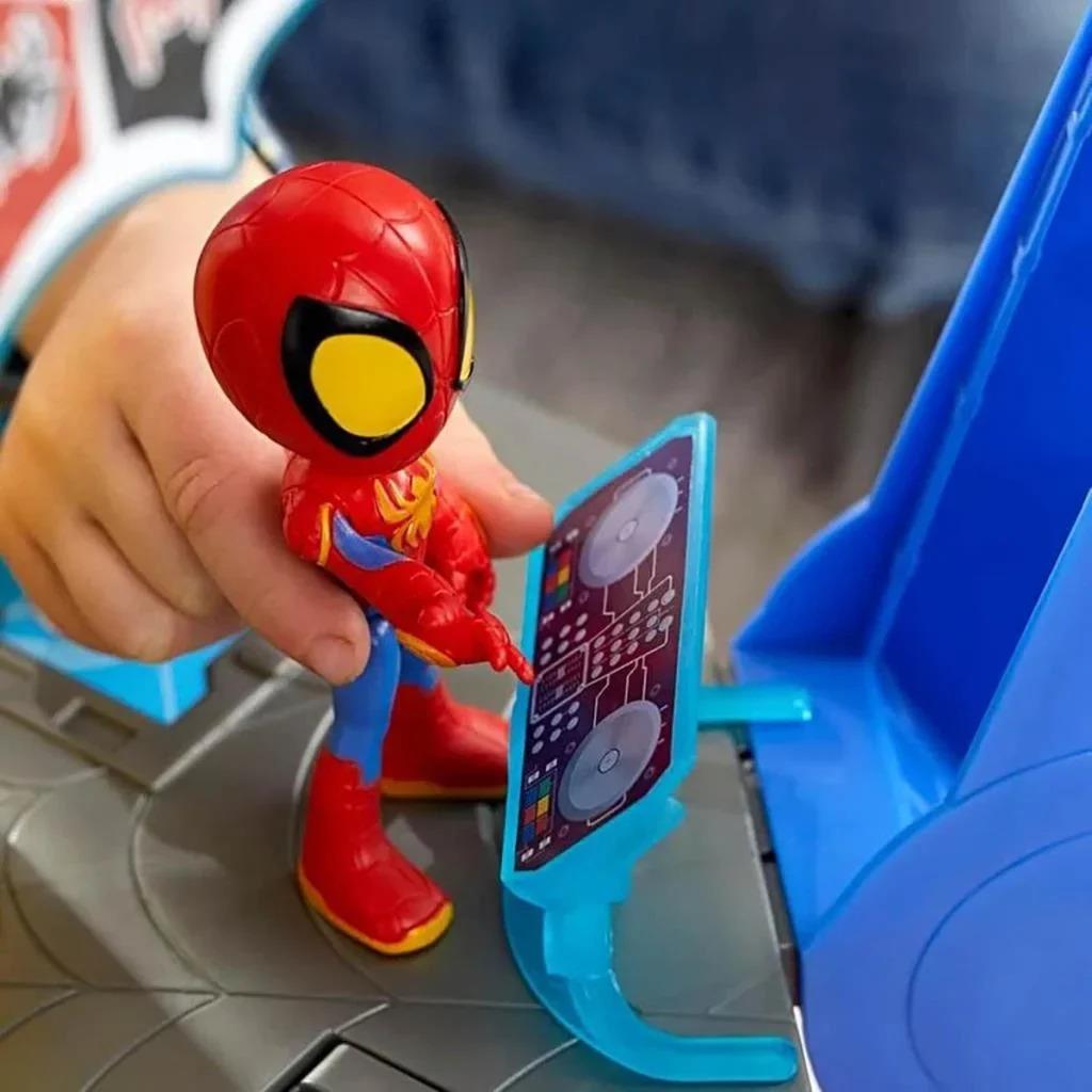 Spidey and His Amazing Friends Web-Spinners Webquarters