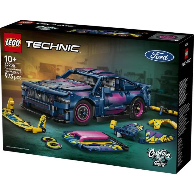 LEGO Technic Custom Garage Ford Mustang GT Car 42236