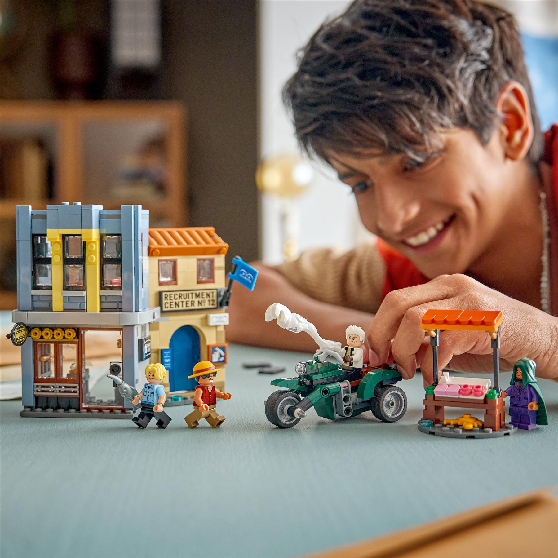 LEGO One Piece Showdown with Captain Smoker 75642