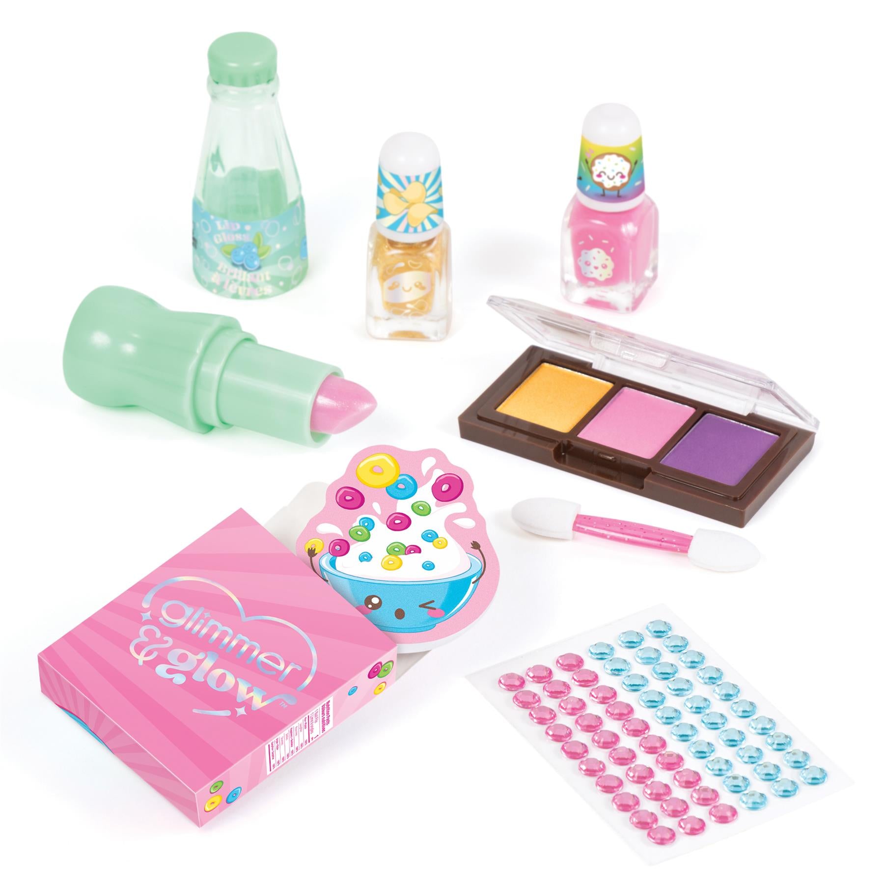 Make It Real Glimmer & Glow Mini Mart Cosmetic Set