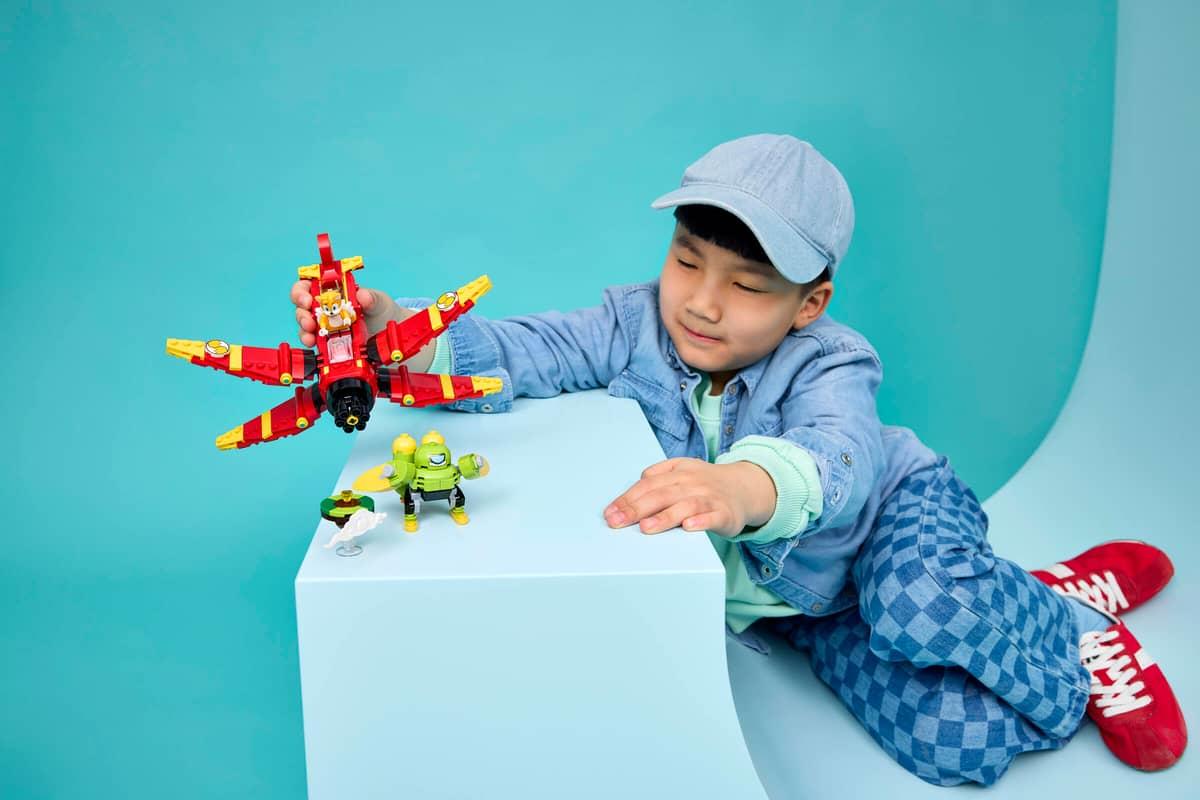 LEGO Sonic the Hedgehog Tails’ Tornado-1 77119