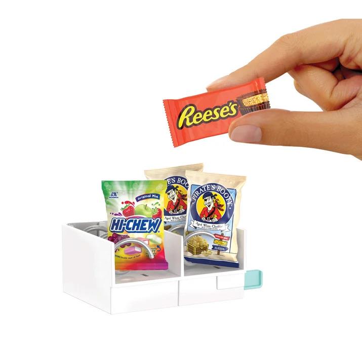 MGA's Miniverse Vending Machine - Teal