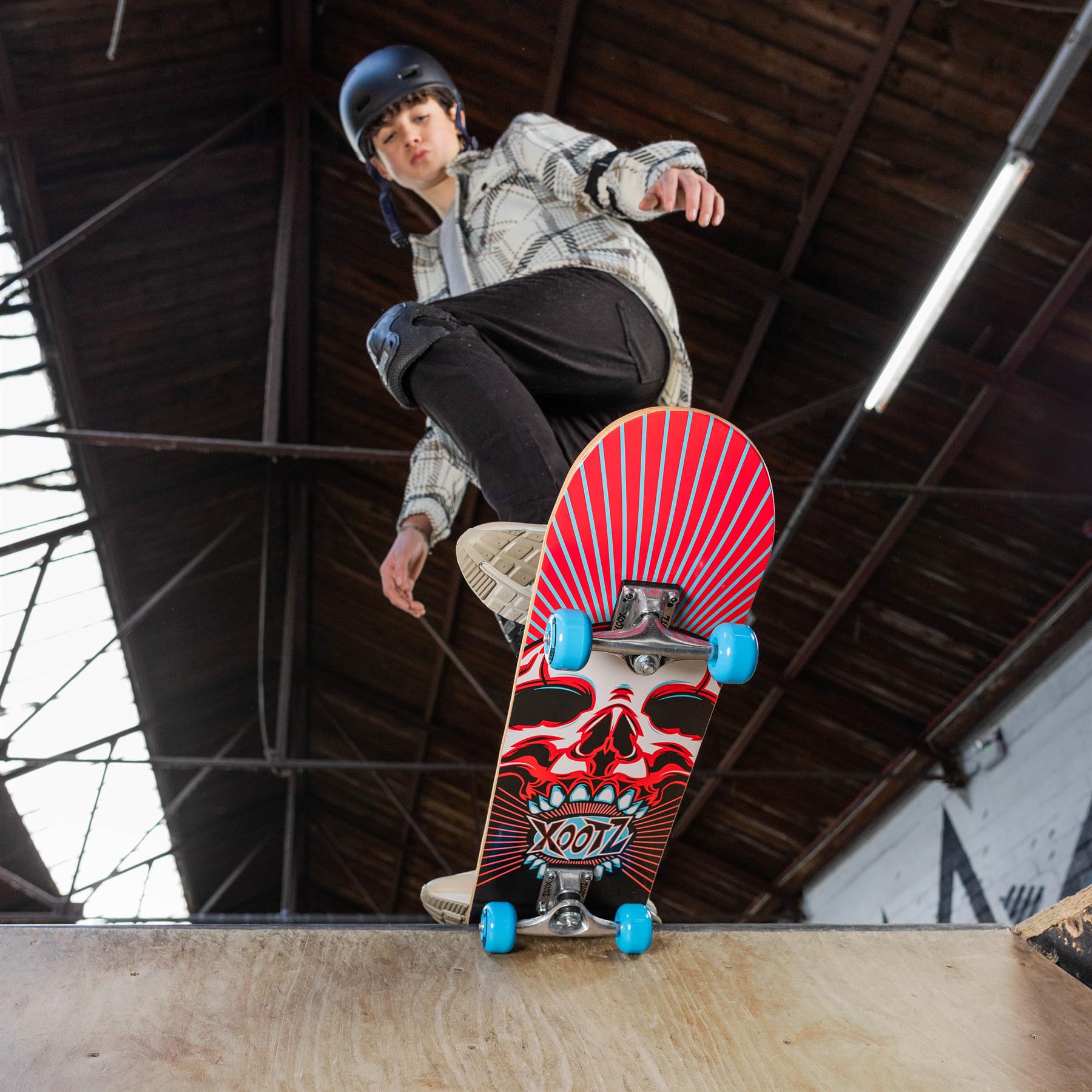 Xootz Doublekick Skull 31-Inch Skateboard
