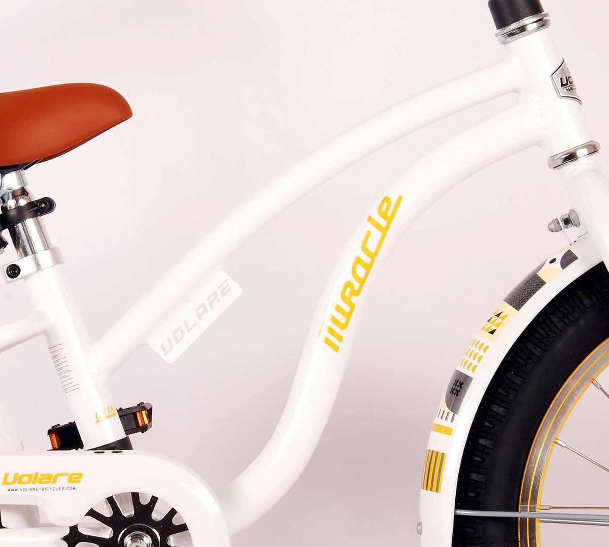 Volare Miracle Cruiser 18-Inch Girl's Bike - White
