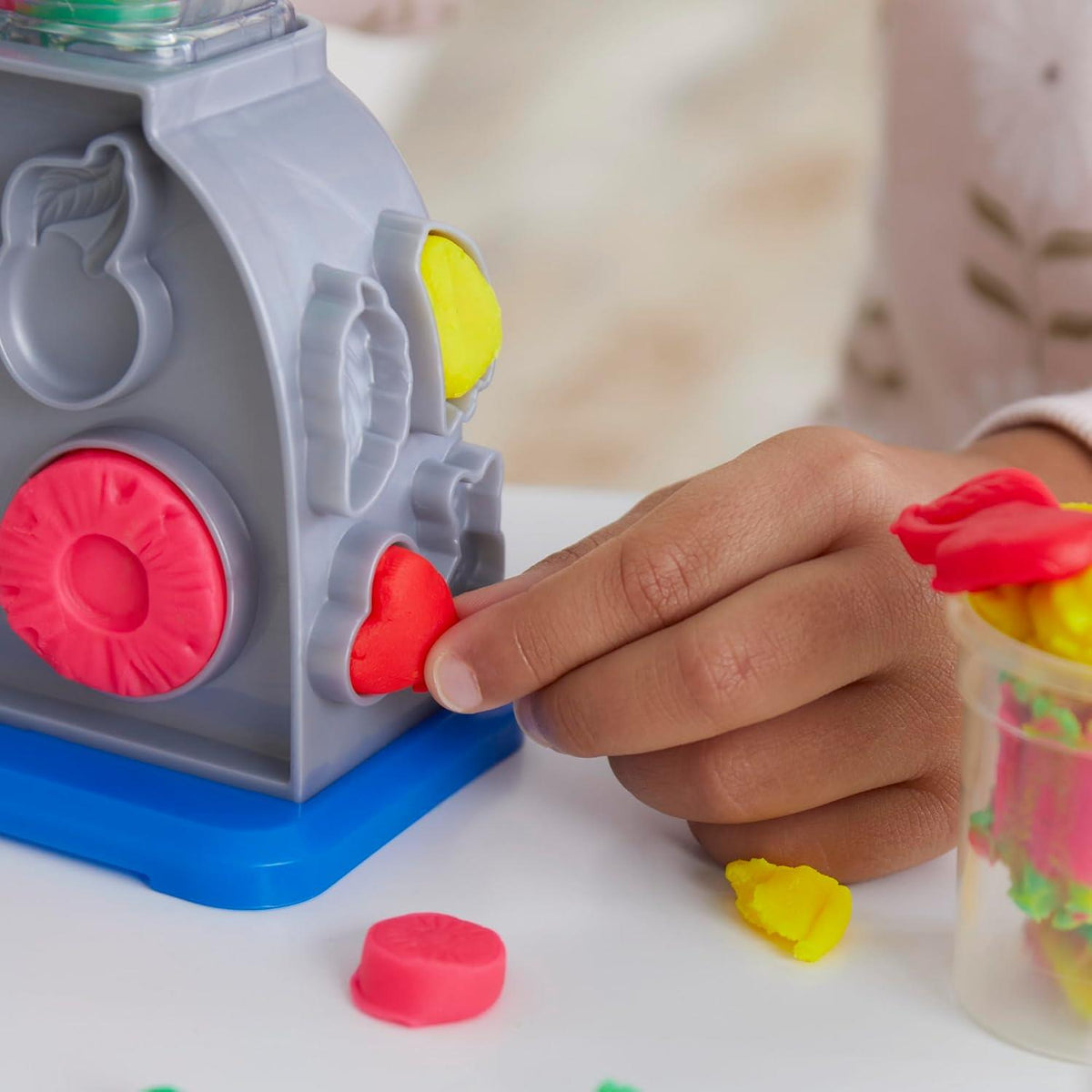 Play-Doh Swirlin' Smoothies Blender Playset