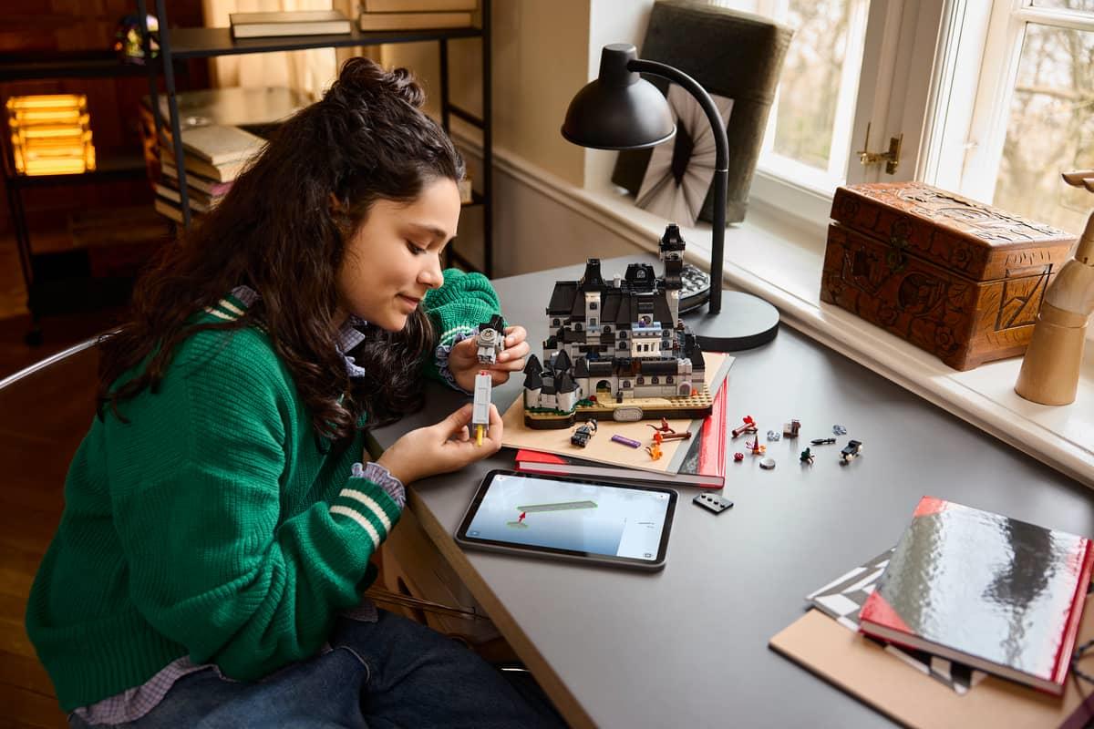 LEGO Wednesday Nevermore Academy 76788