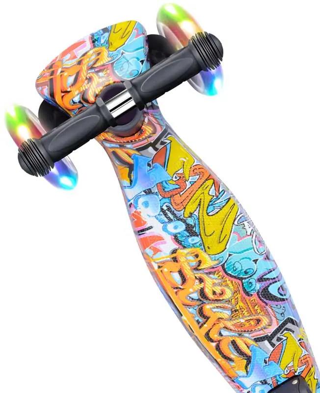Boldcube Big  3 Wheel Scooter - Street Graffiti