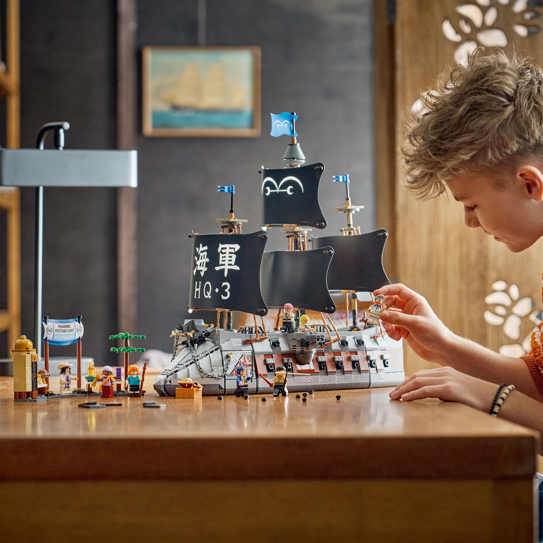 LEGO One Piece Garp's Marine Battleship 75646