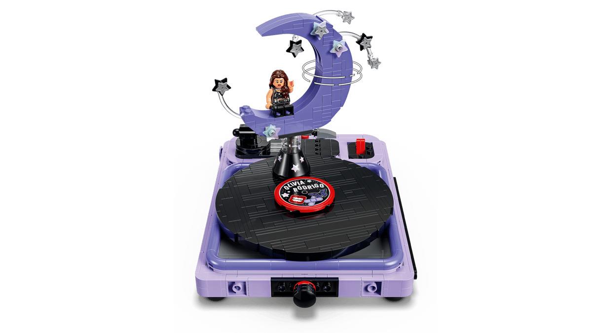 LEGO Editions Olivia Rodrigo's Concert Moon 43029