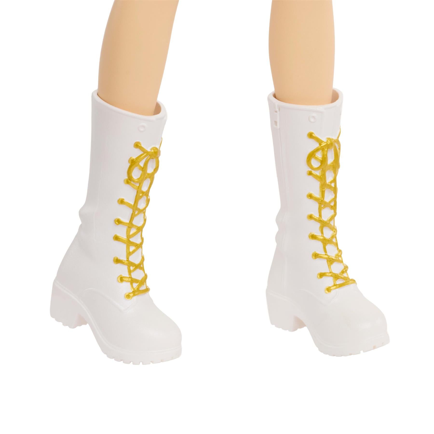 Netflix K-POP Demon Hunters HUNTR/X  "Golden" Singing Doll - Zoey