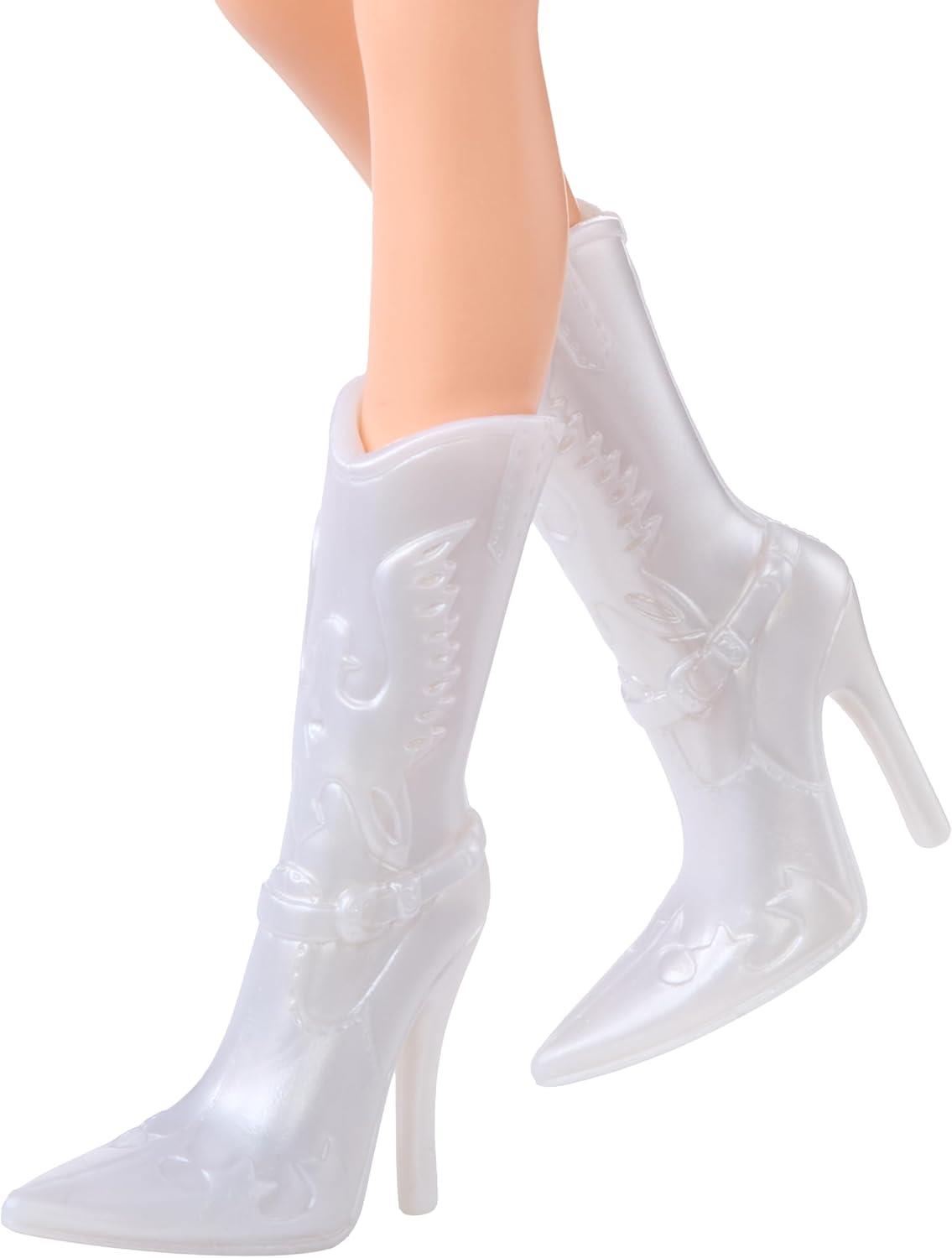 Bratz Sassy Stampede Doll - Cloe