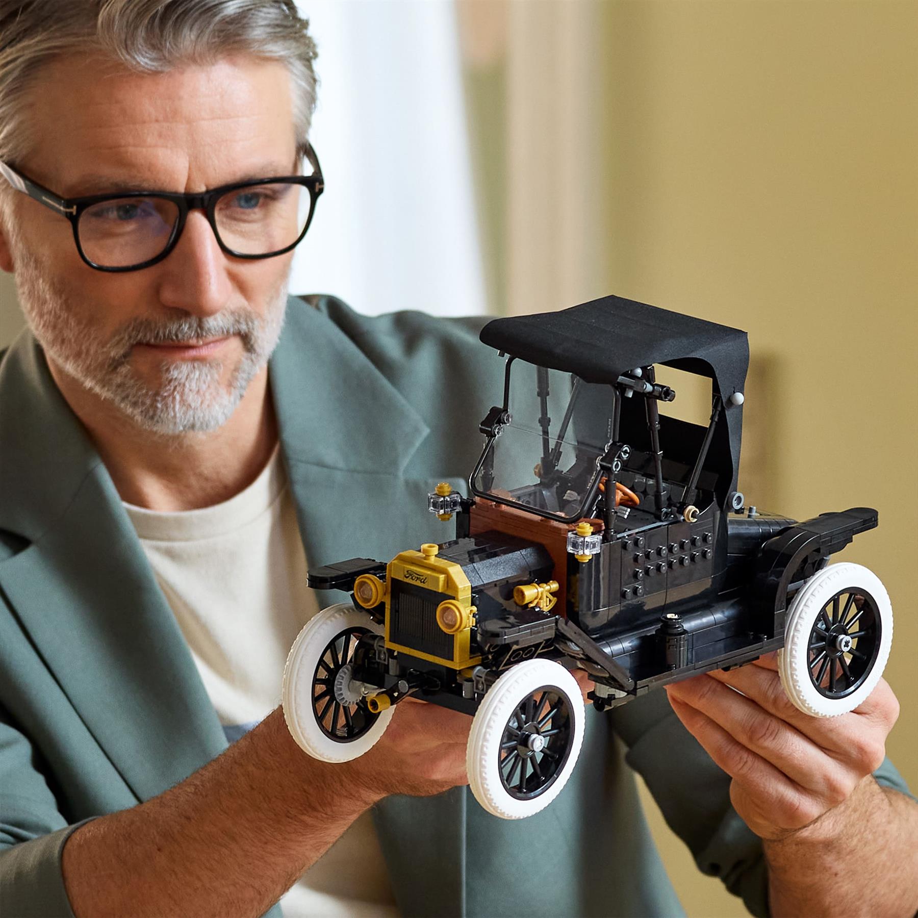 LEGO Icons Ford Model T 11376