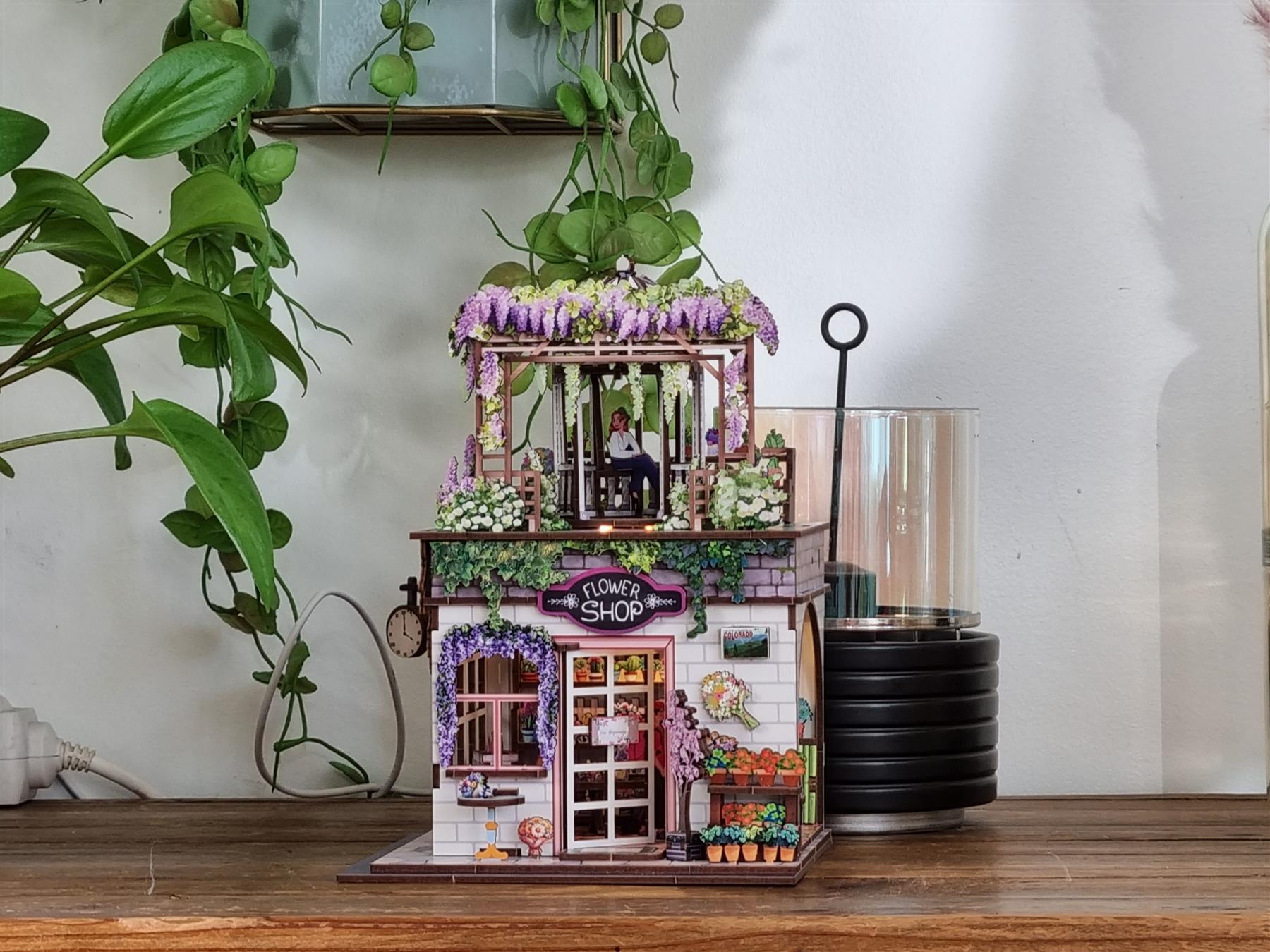 Buki Florist's Diorama