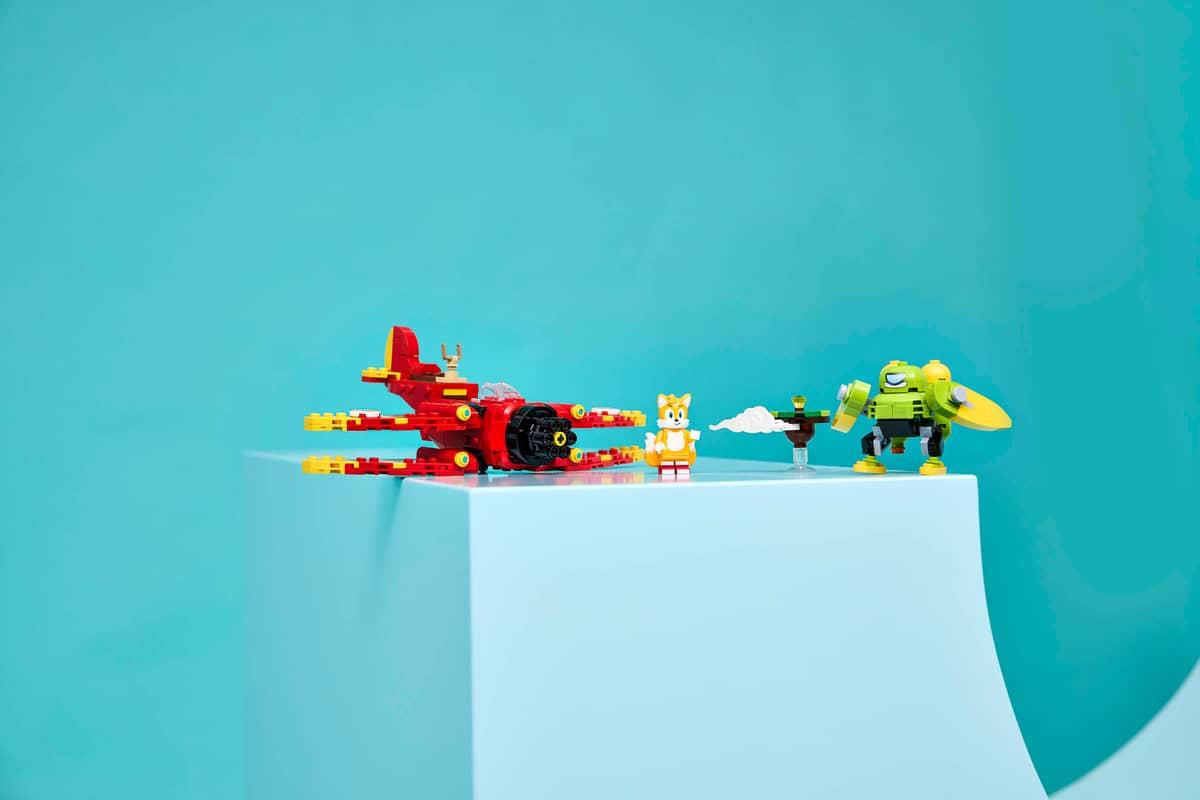 LEGO Sonic the Hedgehog Tails’ Tornado-1 77119