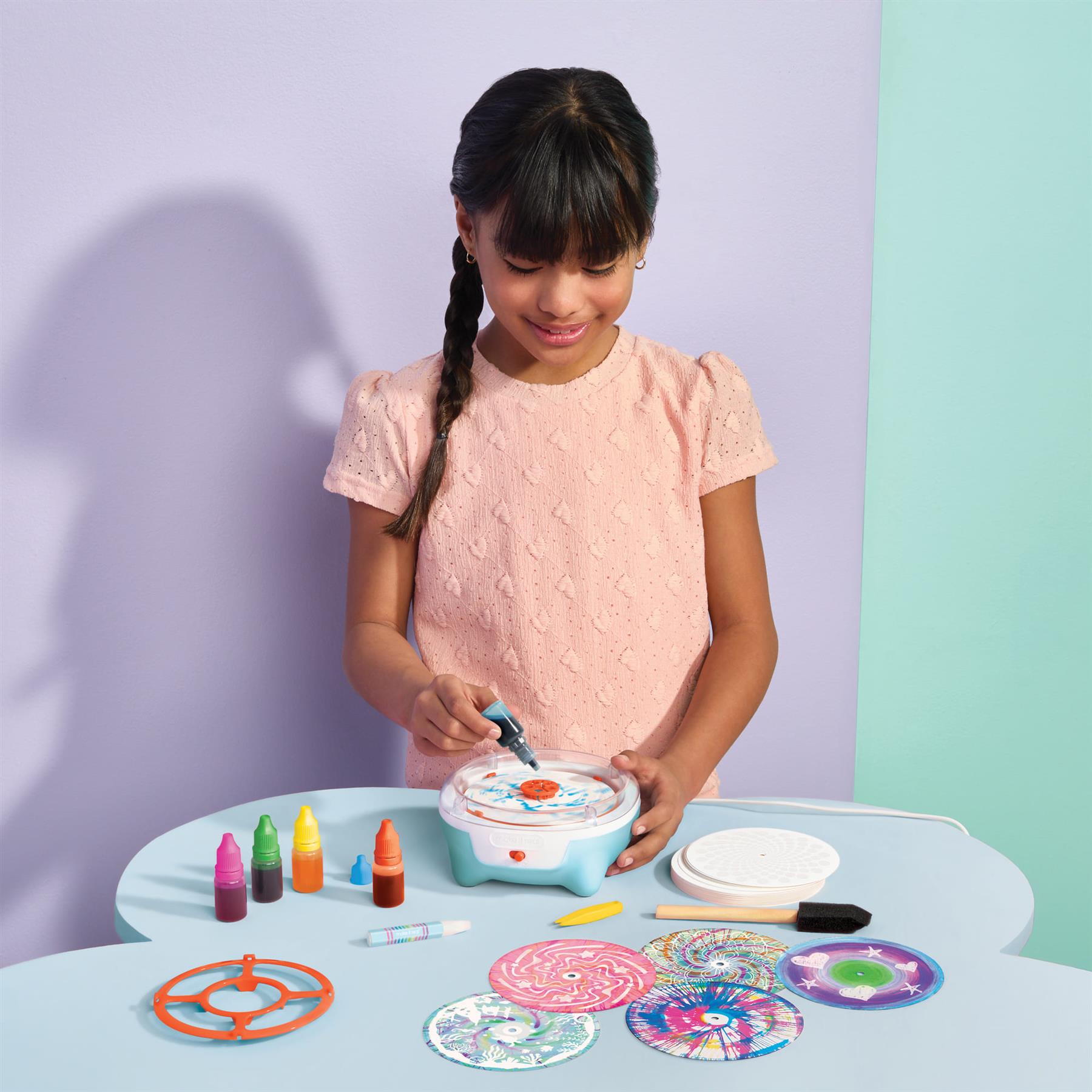 Make It Real Spin Art Innovation Station