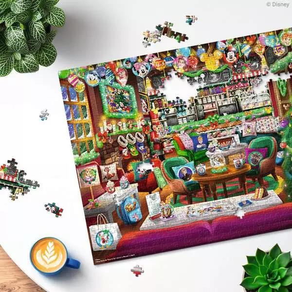 Disney Christmas Café 1000 Piece Jigsaw Puzzle
