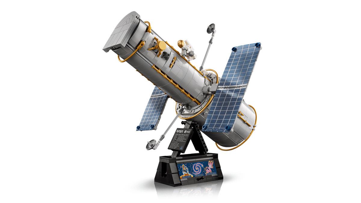 LEGO Icons Hubble Space Telescope 11382