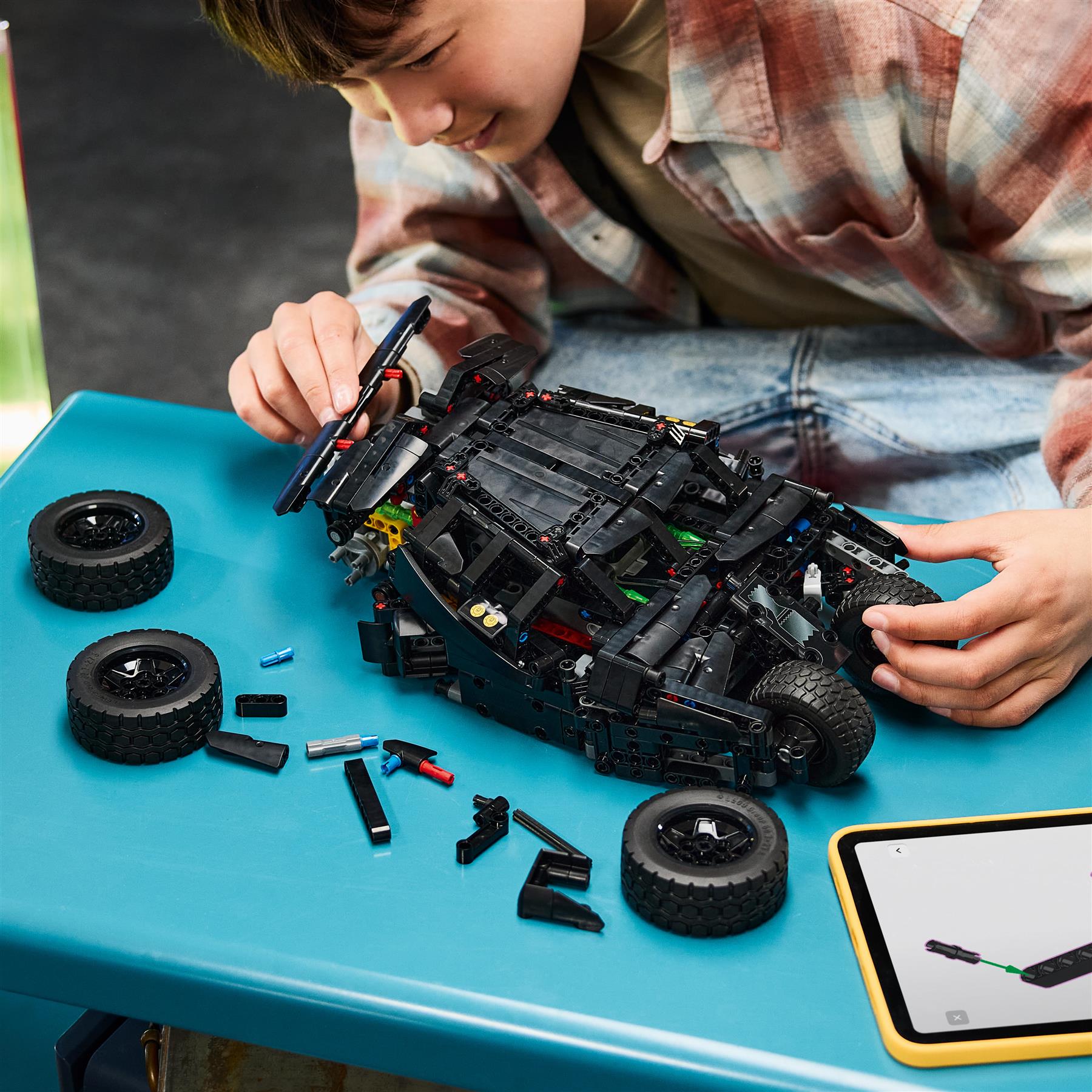 LEGO Technic Batmobile Tumbler 42239