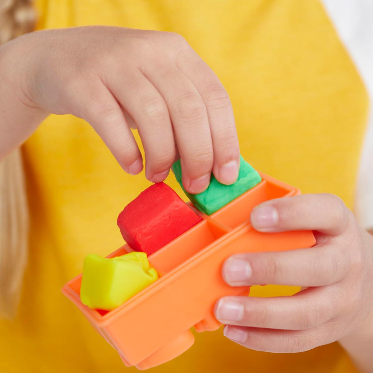Play-Doh Swirlin' Smoothies Blender Playset