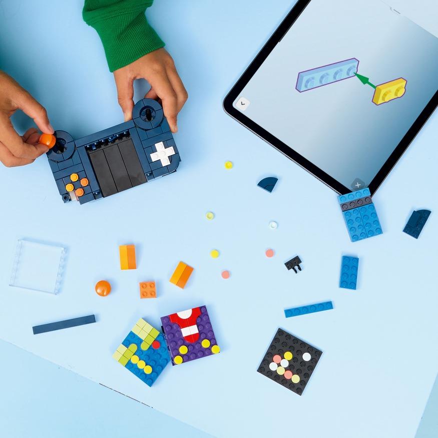LEGO Creator Retro Gaming Console 31380