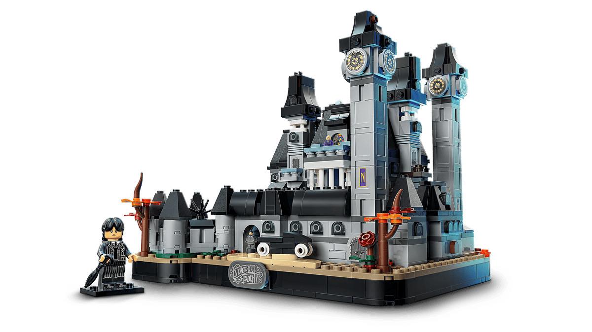 LEGO Wednesday Nevermore Academy 76788