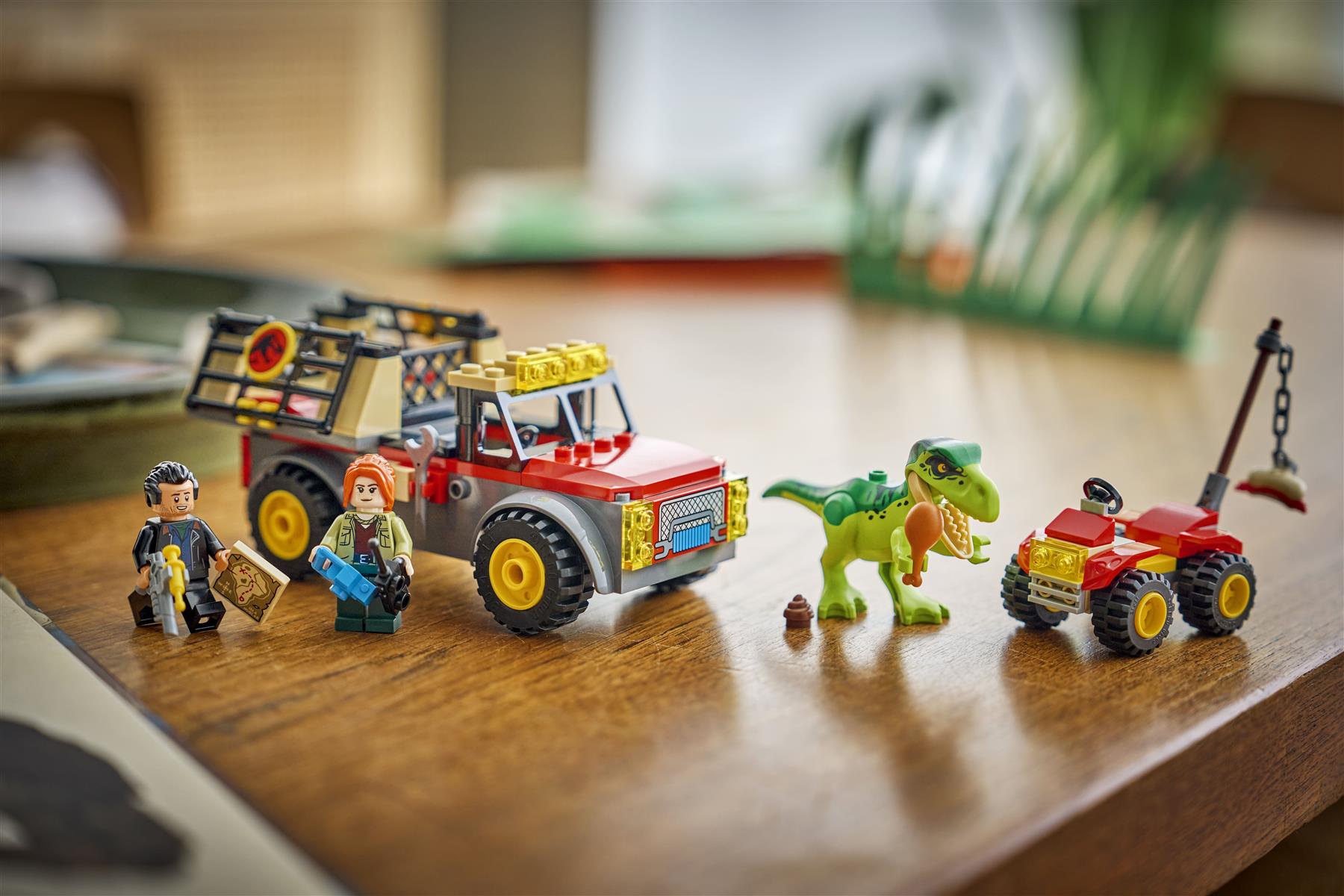LEGO Jurassic World Young T. rex Transport Truck 77978