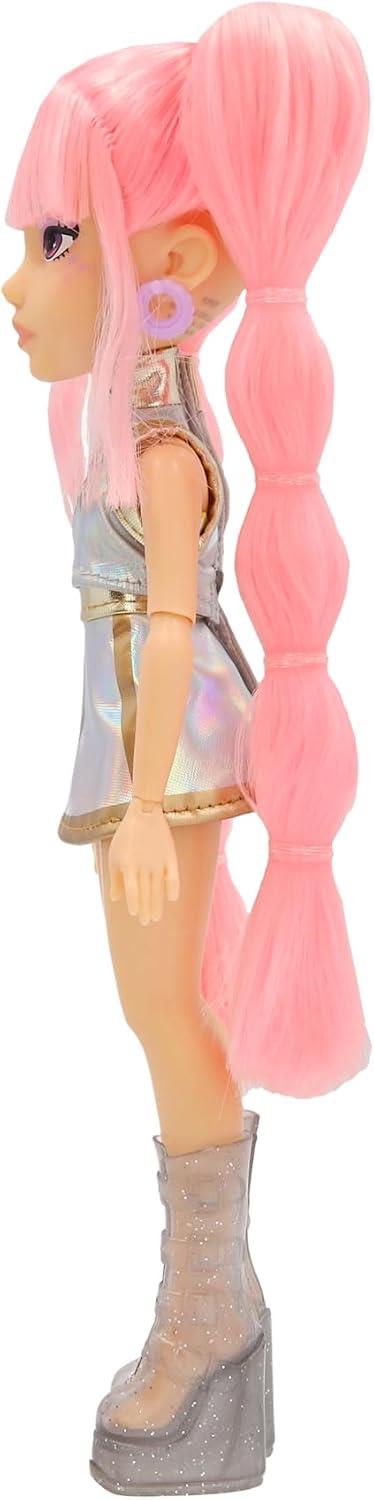 K-POP Fashion Doll Wave 1 - Yuni