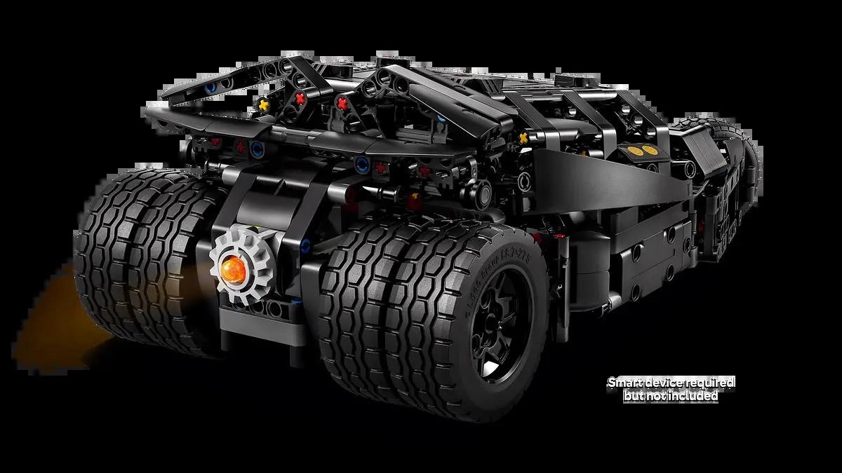 LEGO Technic Batmobile Tumbler 42239