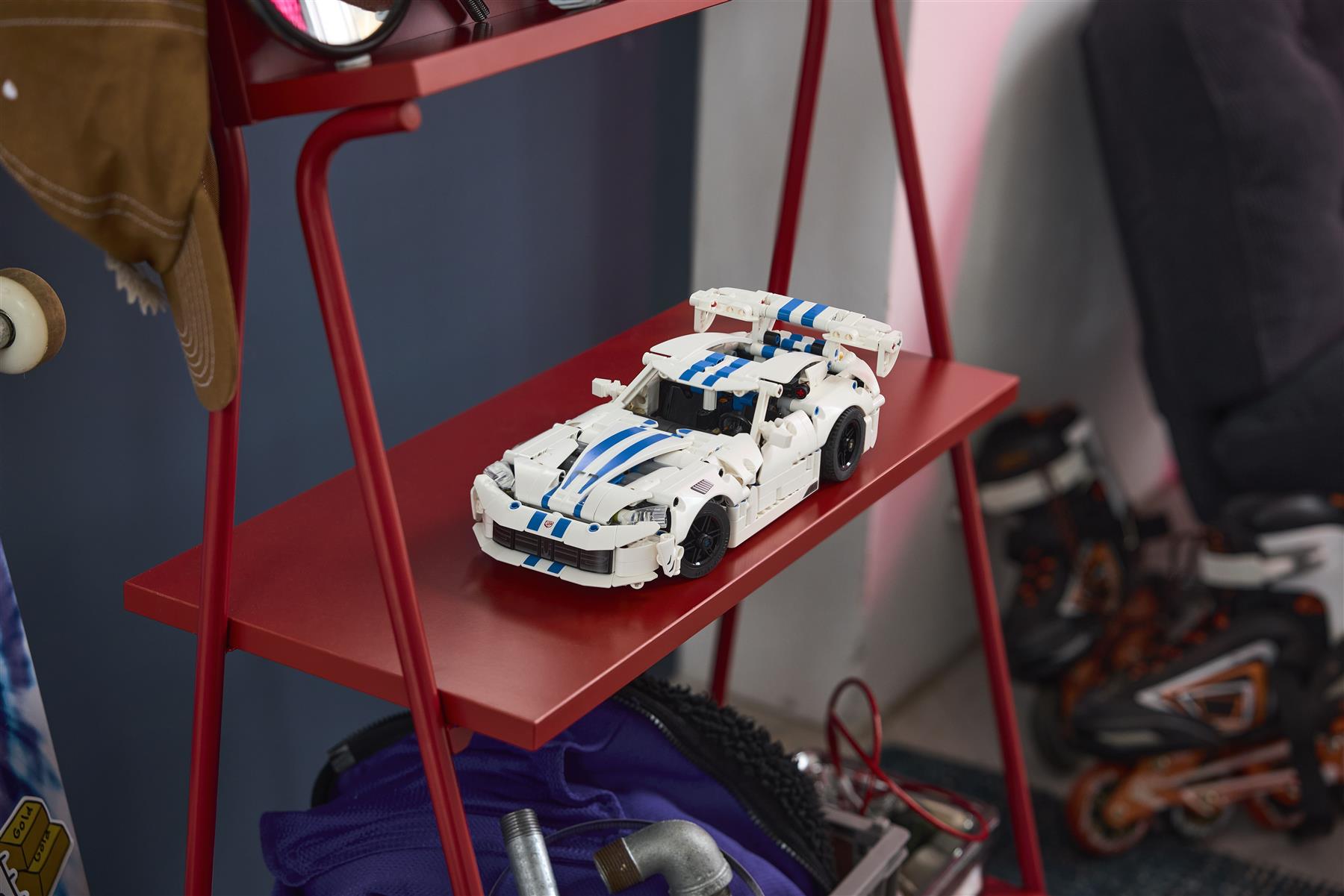 LEGO Technic Dodge Viper GTS-R Sports Car 42234